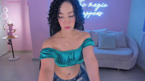 nude chatroom Alessa Romero