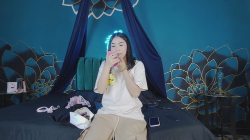 naughty chat room Ari 