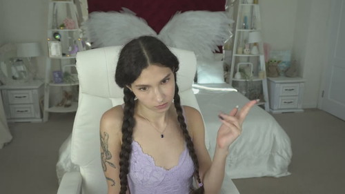 babyflowers Live Webcam on CherryTV