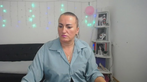 spy webcam Diana