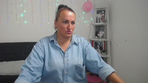 sexy striptease show Diana