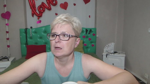 online live sex cam Emiliagree