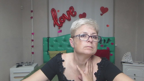 amateur porn webcam Emiliagree