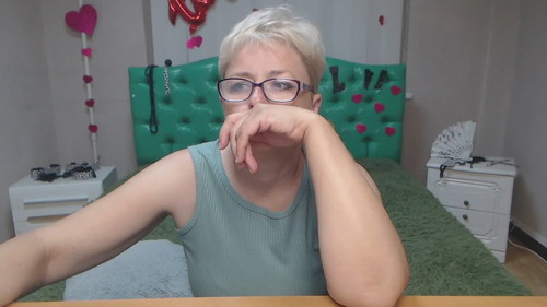 online live sex cam Emiliagree