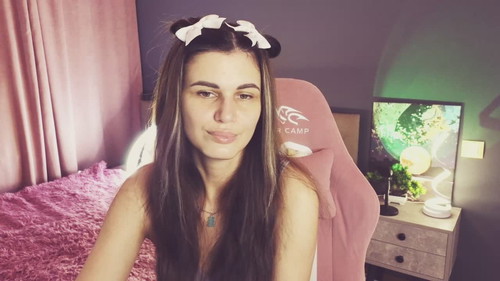free livesex Emilyreal