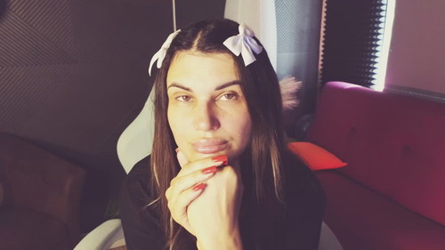 live cam room Emilyreal