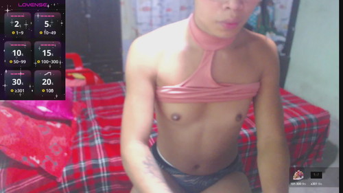 strip chat online Evelyn