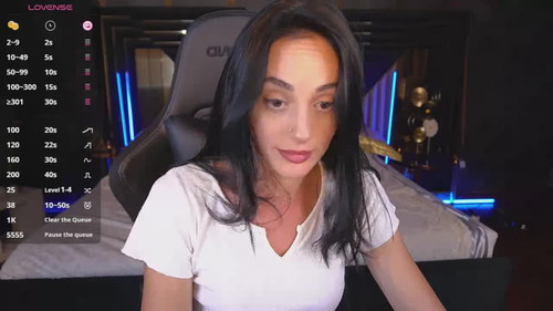 chat room nude Evi