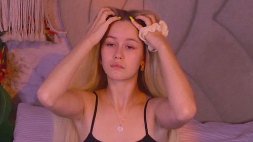 hot striptease Gertrudedawson