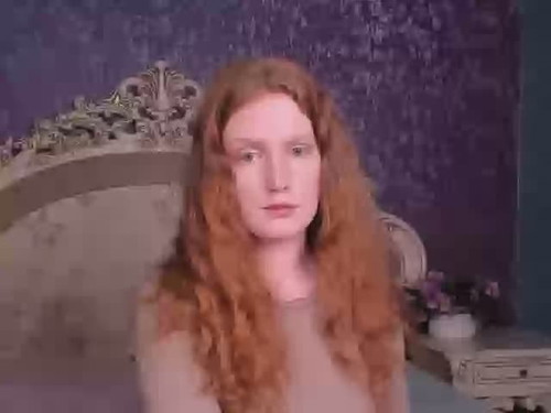 live chatting Gingerred