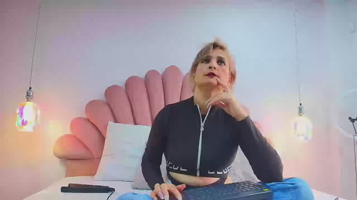 free chatroom Jaddesquirt