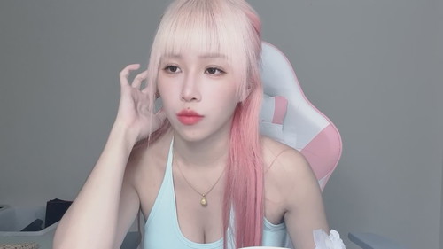 amateur nude cam Jiajia 