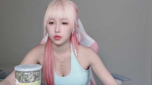 amateur nude cam Jiajia 
