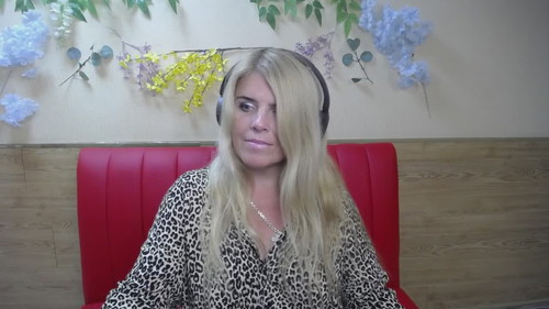 live chatroom Julyabarbii