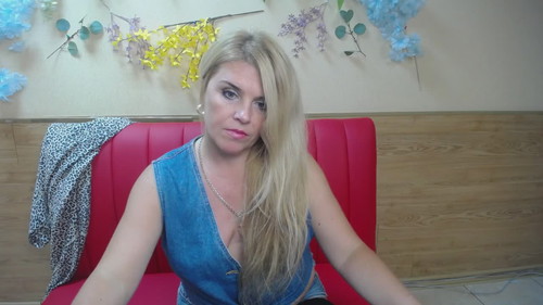 free live chat Julyabarbii