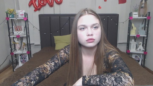 public voyeur web cam Larapika