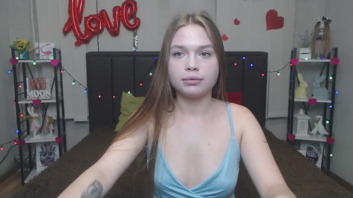 striptease webcam Larapika