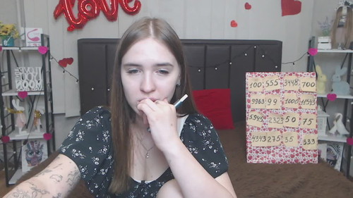 laurahlot Live Webcam on CherryTV
