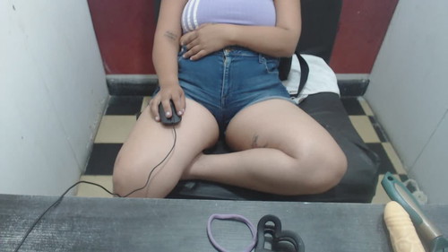  laurahott chat room