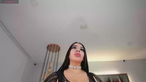 live sex house Leah Lombardi