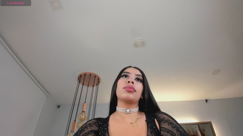 striptease webcam Leah Lombardi