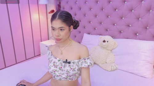 chat on live Leiastone