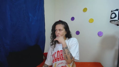 striptease cam Leylahornybg