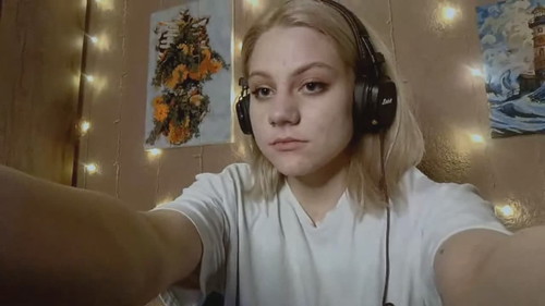free nude chatroom Linnwin