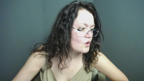 live chatting Lolahikls