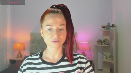 free live cam chat Lucyhot77