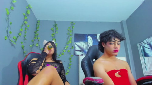 lunaandlisa Live Webcam on CherryTV