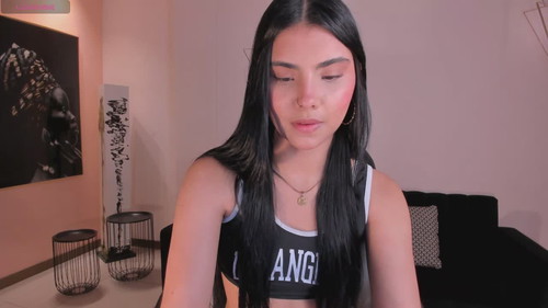 strip chat Mialaurence