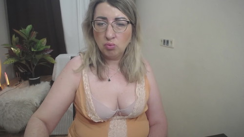 amateur nude webcam Mimikk