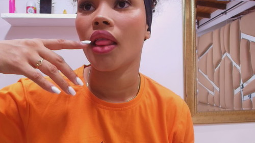 sexy chat online Naiablessed