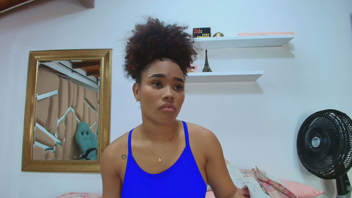 live chatting Naiablessed