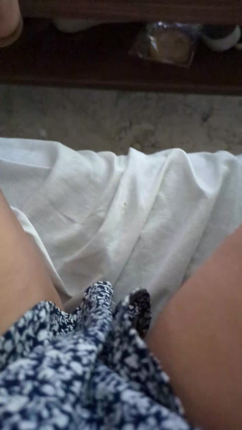 upskirt webcam Nikytax