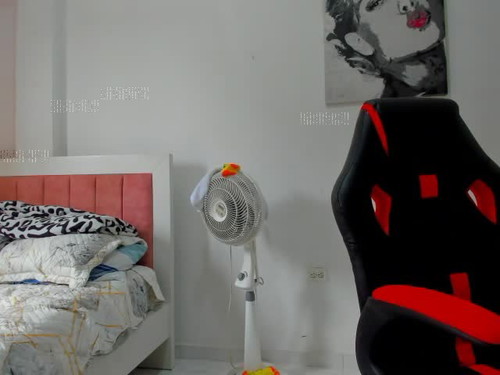 cam chatting Olivia