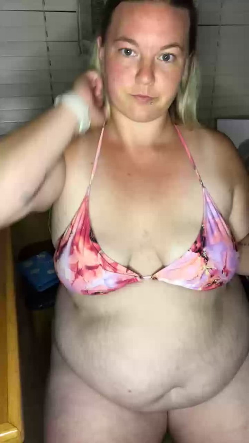 playwithholes webcam