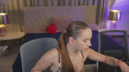 live chatroom Polly