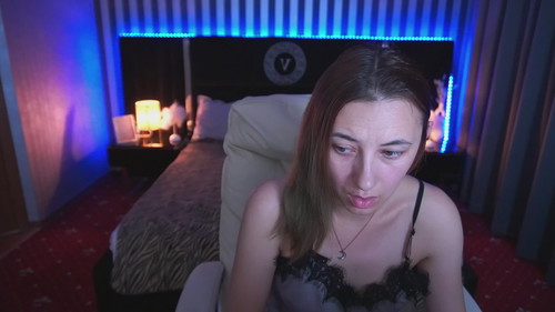amateur pornstar Roxyrayy