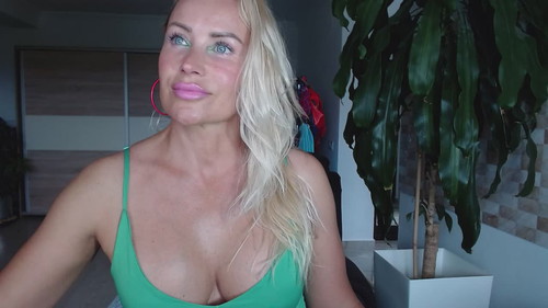 role play chat room Sexyblueyes