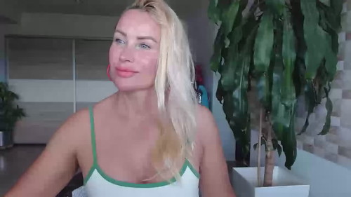 sexual chat Sexyblueyes