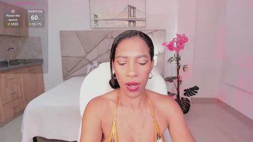 nude chatroom Shantallwills