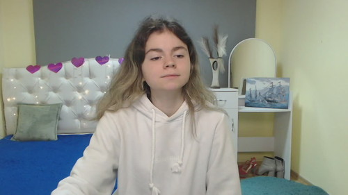 tinaredly Live Webcam on CherryTV