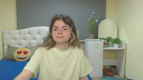 live chat online TinaRedly