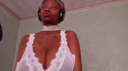 camsex porn IG TittyMonroe
