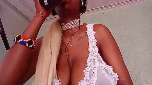 free adult video chat IG TittyMonroe