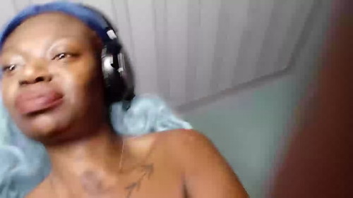 webcam adult IG TittyMonroe