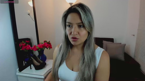 real live web cam Valeria Hunter
